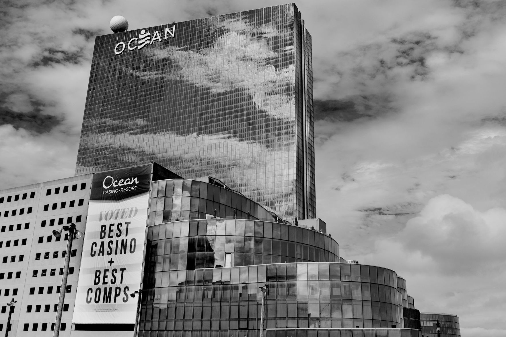 DSC_1688bw.jpg